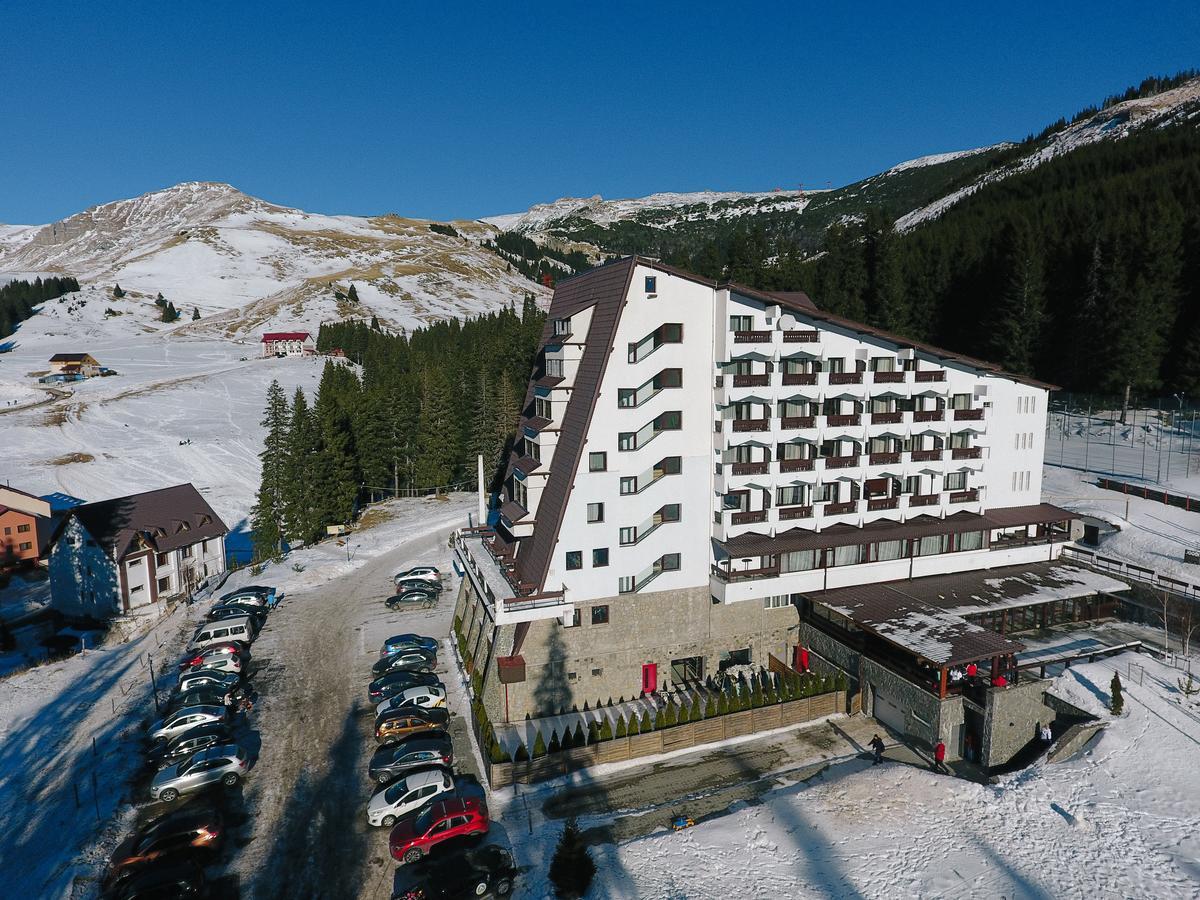 Hotel Pestera Sinaia Extérieur photo